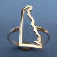 Load image into Gallery viewer, Silver Delaware State Ring
