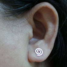 Load image into Gallery viewer, Single Spiral Stud Earring
