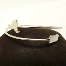 Load image into Gallery viewer, New York to Pennsylvania 2 States Bangle Bracelet
