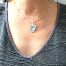 Load image into Gallery viewer, Guitar Pick Music Note Necklace
